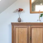 Chic 3Br Apartment Near Antwerpen-Centraal Station